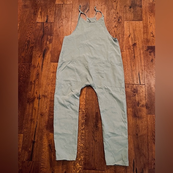 Women’s Medium Jumpsuit Romper Overalls Onesie - Picture 3 of 14